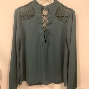Women’s Blouse